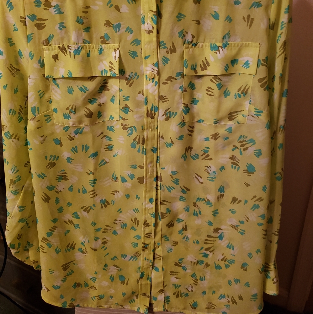 Blouse - Picture 2 of 3